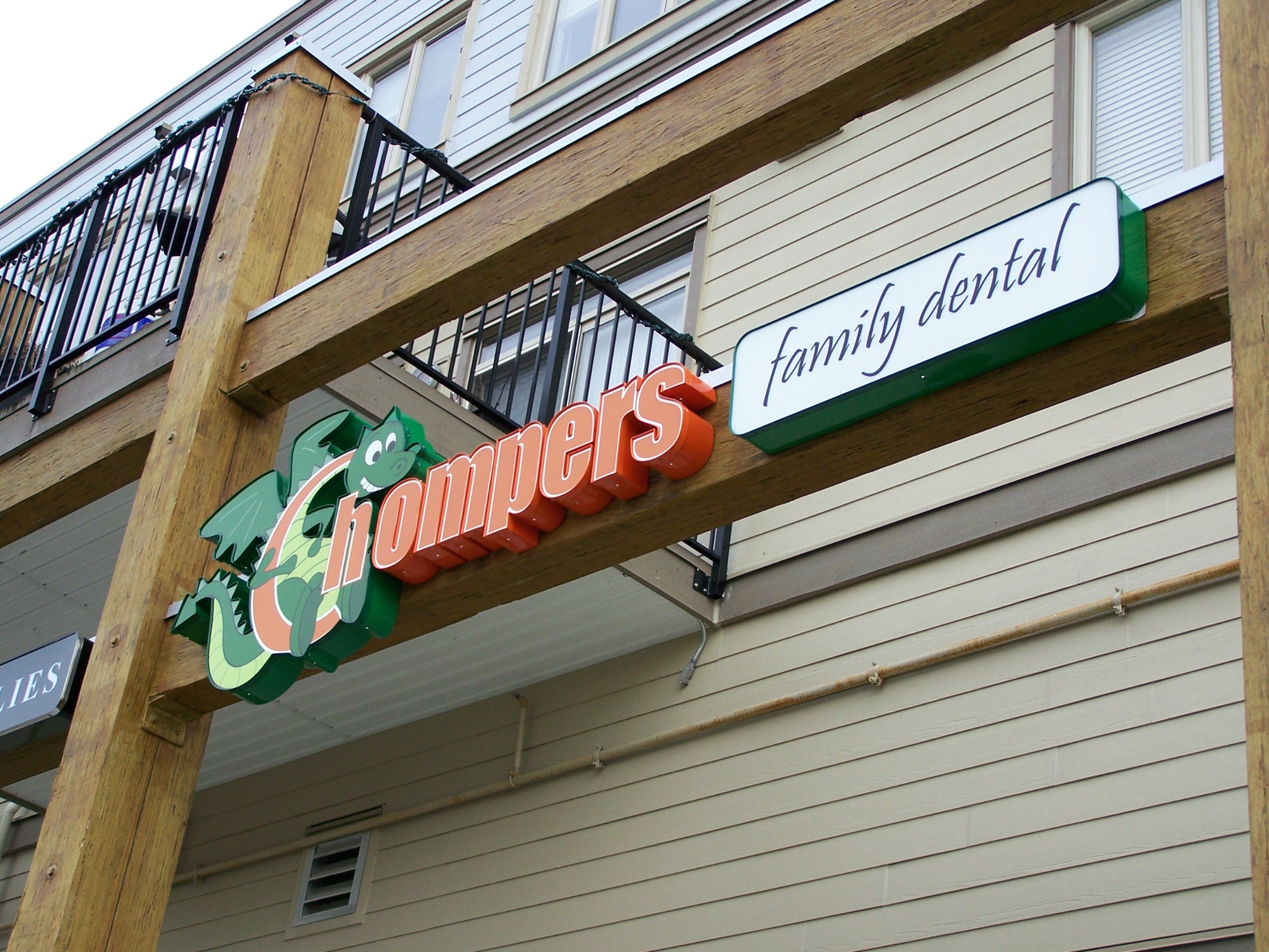 Chompers2 Chompers Family Dental Channel Letter Sign